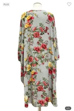 54 OT-D {Keeping You Sweet} Grey Stripe Floral Kimono EXTENDED PLUS SIZE 3X 4X 5X -Cheap Clothing Store image b33a5b6c c3c2 4b24 9efe 992f35e07eb7