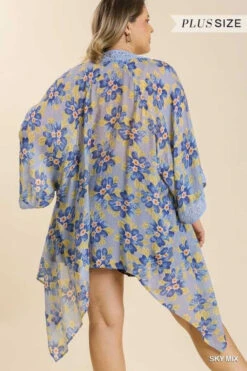 42 OT-B {Falling Away} Umgee SALE!! Sky Blue Floral Kimono PLUS SIZE XL/1X 1X/2X -Cheap Clothing Store image c615947f 5a40 4a54 99ff f2dd5ce72e69